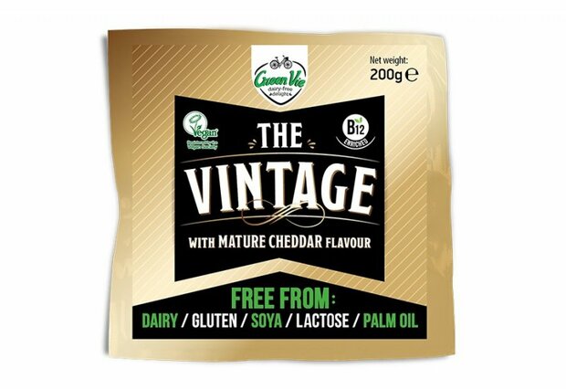 Green Vie Vintage Mature Cheddar Flavour block 100g