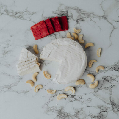 Nutty Artisan Simply White 200g *THT 30.03.2025*