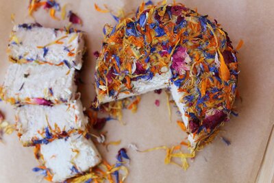 Nutty Artisan Food Flores Y Trufa 165g *THT 02.06.2025*